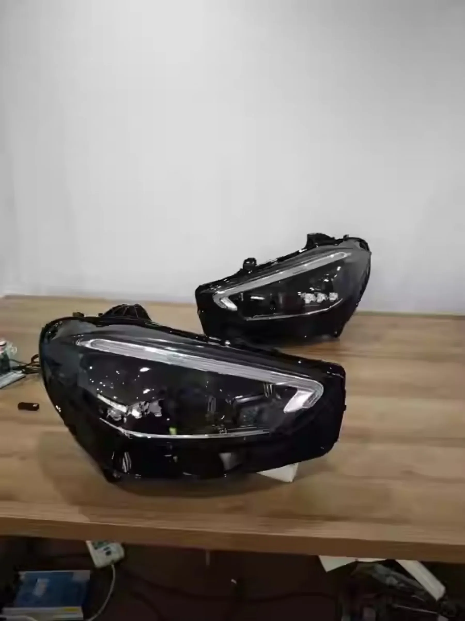 

Автомобильная передняя светодиодная фара для Mercedes Benz W206 22-23 дневные ходовые огни указатель поворота