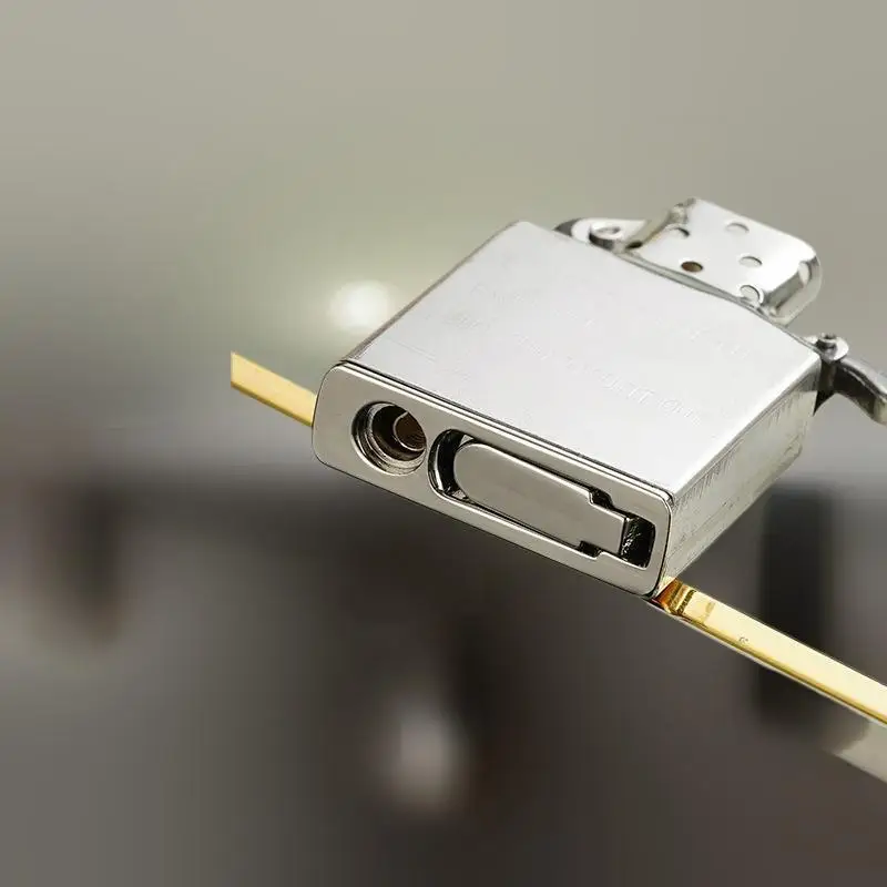 قاعدة قطنية عادية لولاعة الرمز البريدي، معززة بمعدن الختم، تم تعديله لتقليل التطاير. #2