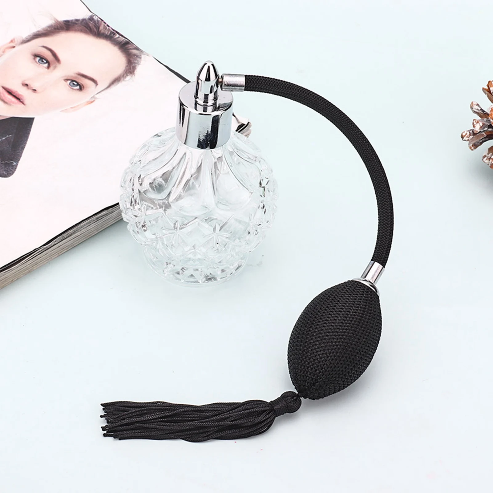 frasco-de-perfume-vazio-retro-de-vidro-recarregavel-com-borla-frasco-spray-vazio-atomizador-80ml