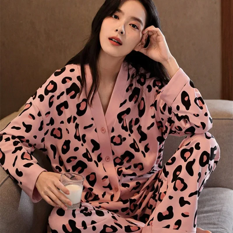 Autumn Winter Leopard Print Pajama Set, Long Sleeve Buttons Top & Elastic Waistband Pants, Women\'s Sleepwear & Loungewear