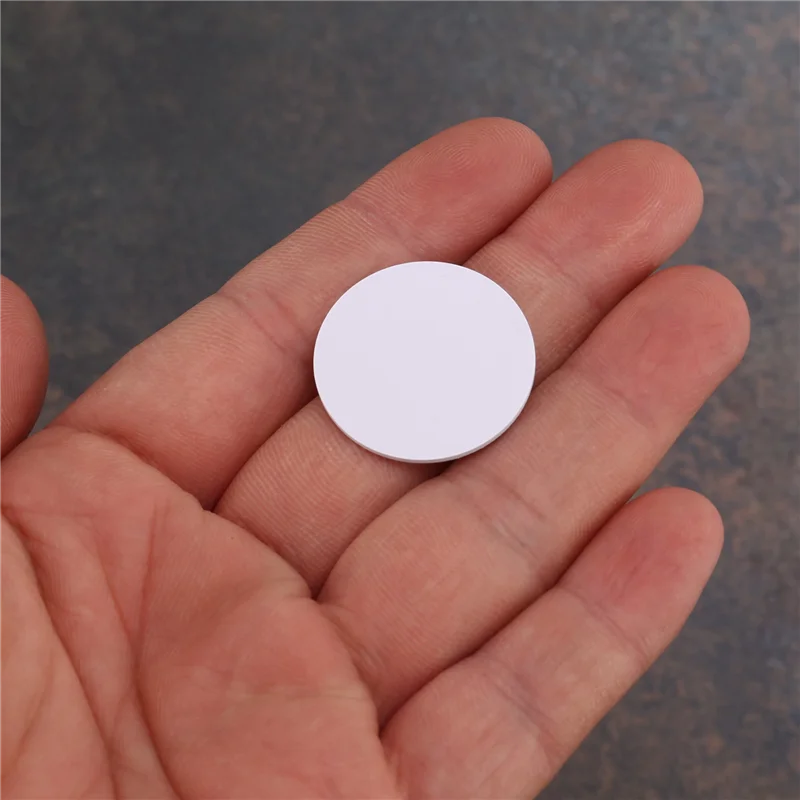 40Pcs NFC For Ntag215 Coin TAG Key 13.56Mhz NTAG 215 Universal Label RFID Ultralight Tags Labels Phone