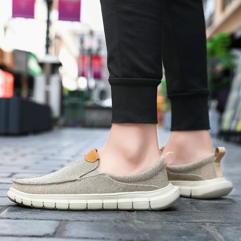 

Men's Casual Sports Shoes Are Non Slip Wear-resistant Breathable and Cushioned They Are Multifunctional Casual Shoes for Sale