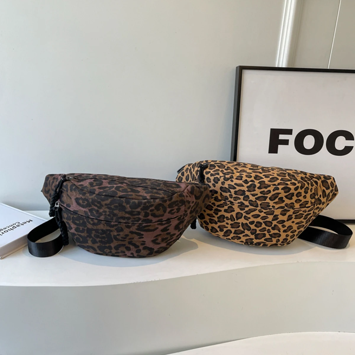 Fashion Leopard Print Waist Bag Street Trend Fanny Pack Woman Chest Pack Canvas Belt Bag Female Designer Shoulder Crossbody Bags