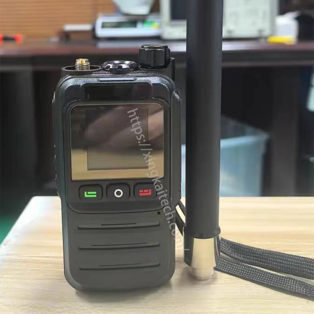 

Portable Drone Detector 300-6400MHz Walkie-Talkie Wide Range 1km UAV System Drone Signal Detector