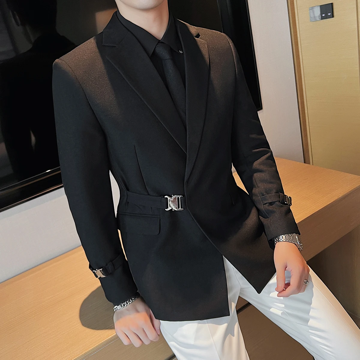 2022 Fashion Side Buttoned Design Slim Fit Suit Jacket Men\'s Casual Wedding Social Party Blazers Streetwear Club Prom Suit Coats