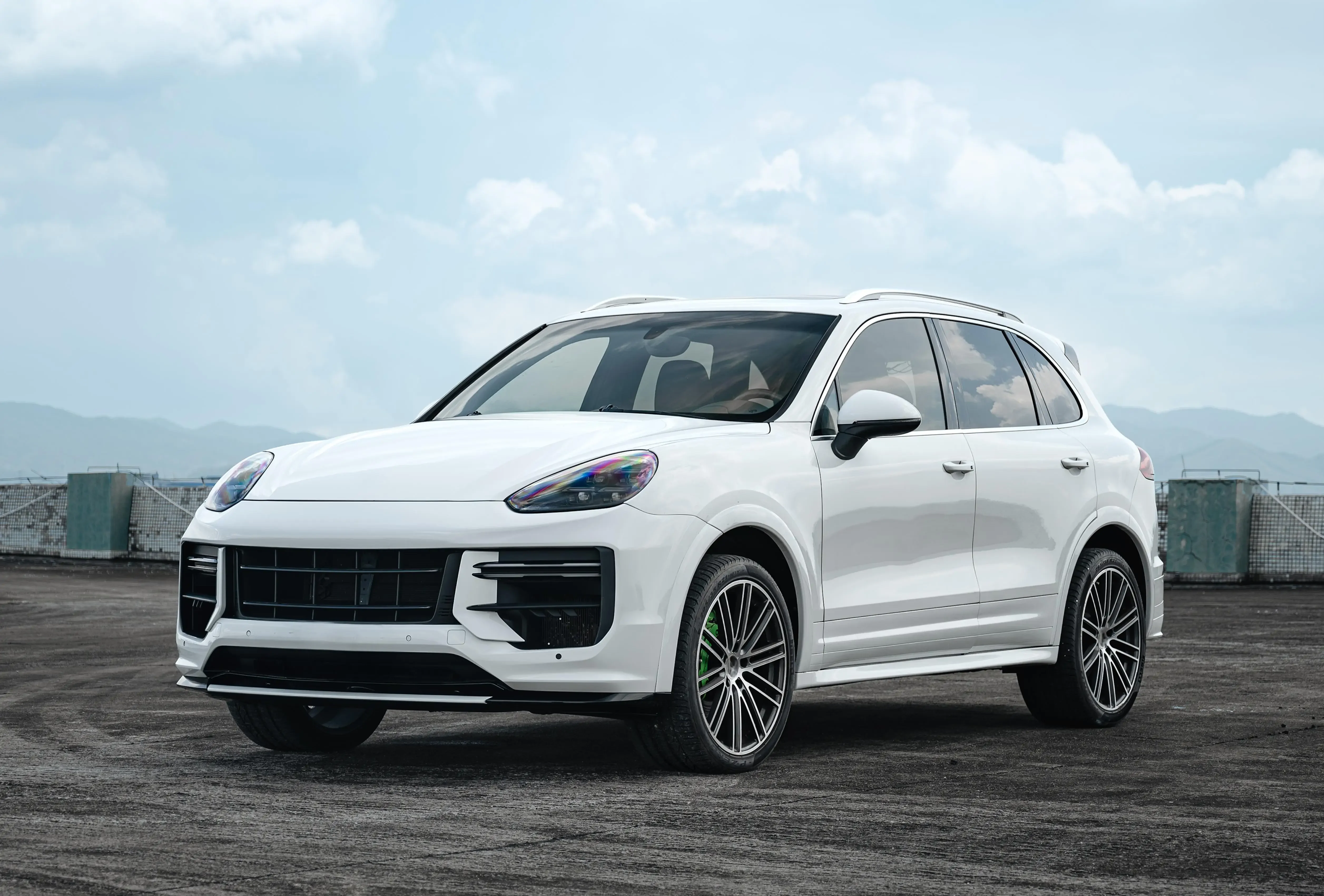 T-Bodykit for  Cayenne 958.1 2011-2014 Facelift to 9Y0.2 2024 Kit with Plug and Play Matrix Headlight High Quality