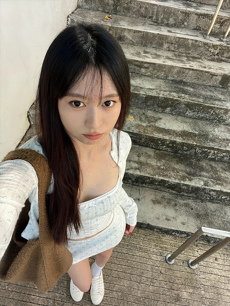 Sexy Pittig Meisje Open Vest Strap ort Rok Set Vrouwen Vroege Herfst Afslanken Crop Top Tee-delige Set Hoge Taille bloemen Rok