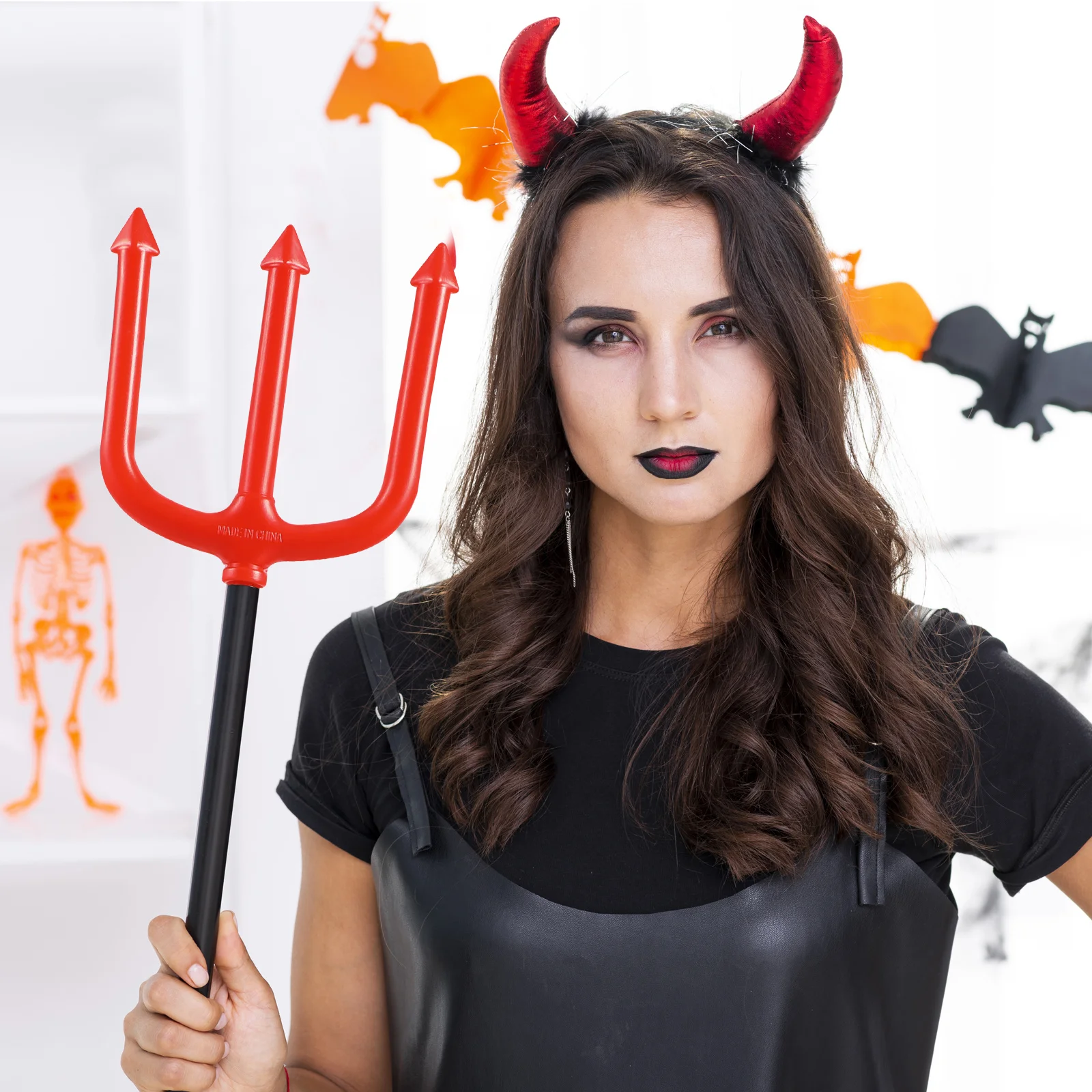 

Plastic Tridents Red Halloween Costume Accessories Funny Cosplay For Party Decoration Festive Atmosphere