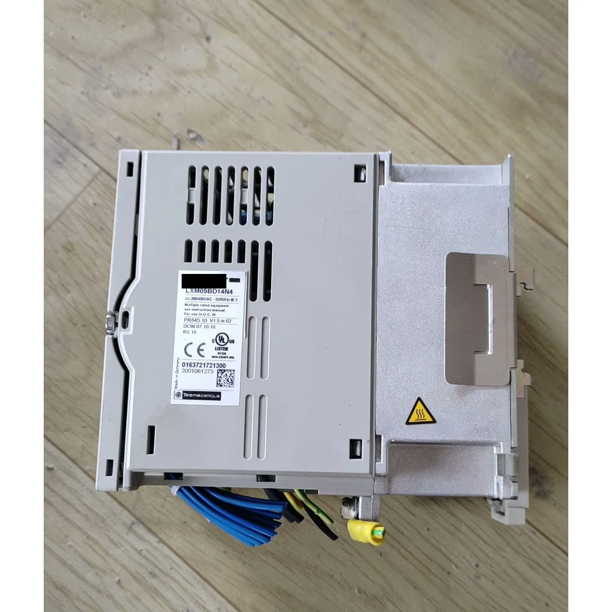 Servo Drive LXM05BD14N4 Com garantia