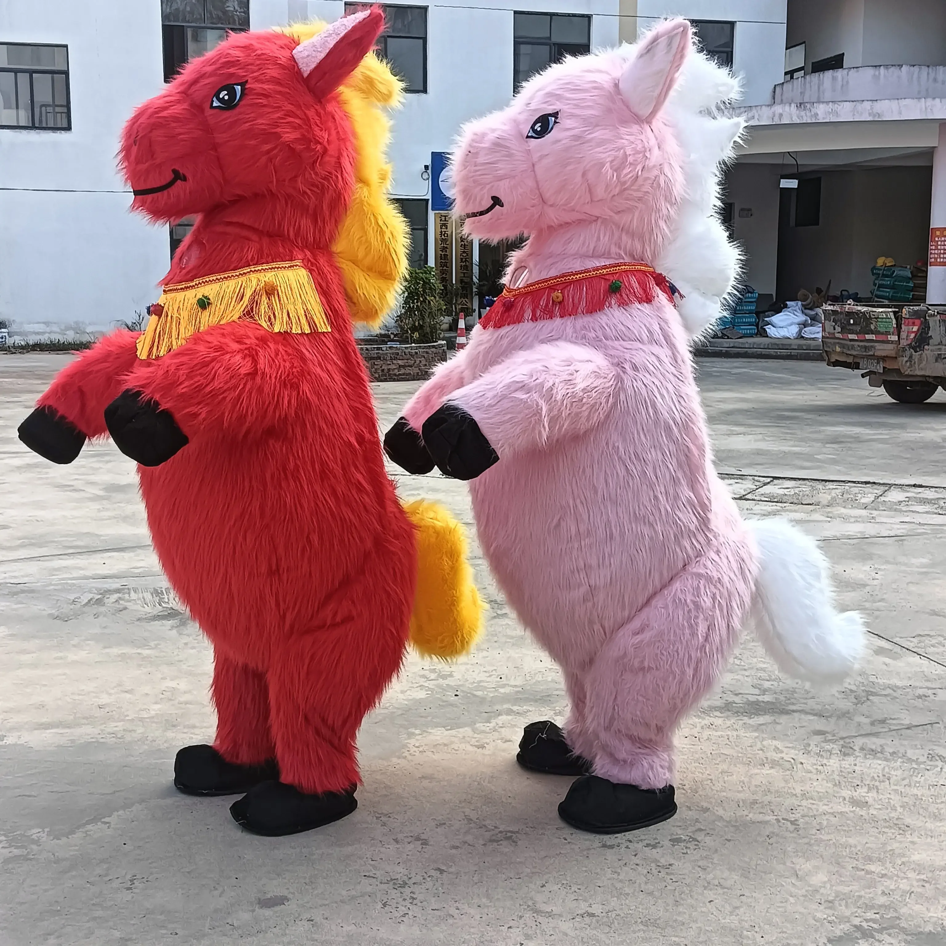 

Inflatable Horse Mascot Year of The Horse Cartoon Doll Costume Mascot Plush Prop Inflatable Zodiac Horse No Battery