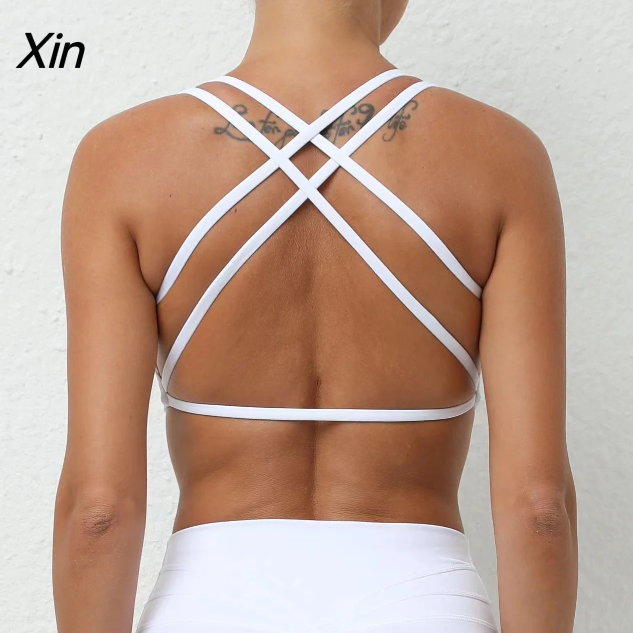 

Sexy Yoga Bra Sports Underwear Quick Drying Fitness Sports Tank For Women Bralette Gym Stretchy Workout Push-up Halter Crop Tops