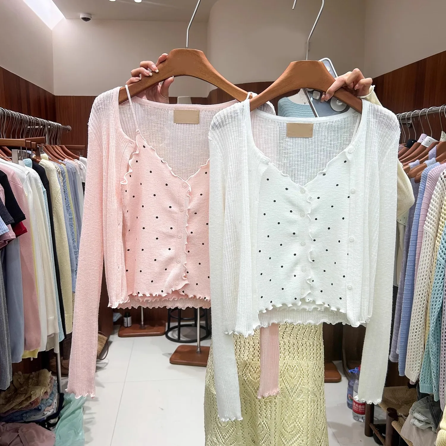 

Korean Polka Dot Strap Knitted Cardigan Women's Slim Fit Top Set Spring New Design Sweet Sle Long Sve V-Ne Two-Piece