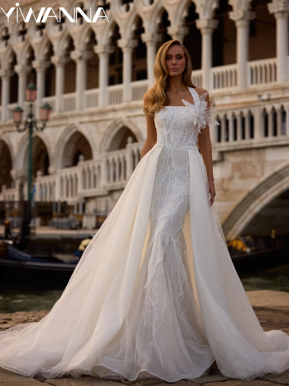 

Exquisite Detachable Train Beaded Wedding Dress Charming Strapless Bridal Gown Customized Elegant Mermaid Dresses For Bride