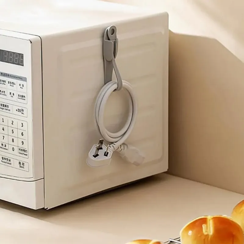 

Wall Mounted Punch-free Adhesive Removable Cord Holder Organizer Multi-functional Bundle Lanyard Cable Storage Fixed Hub