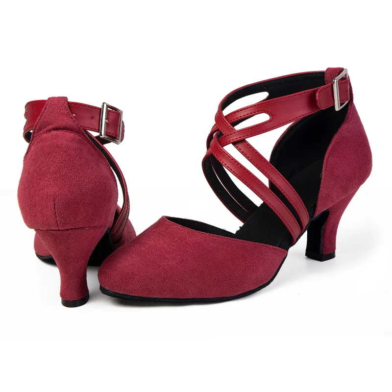 

New women's low heeled Latin dance shoes for adult square social dance shoes with stylish and comfortable toe caps