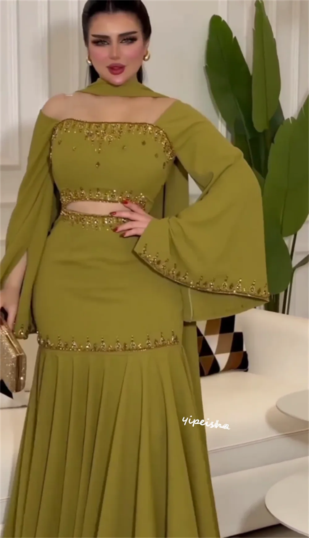 Vestido de satén drapeado de Arabia Saudita para baile de graduación, traje Midi con cuentas y hombros descubiertos, a medida