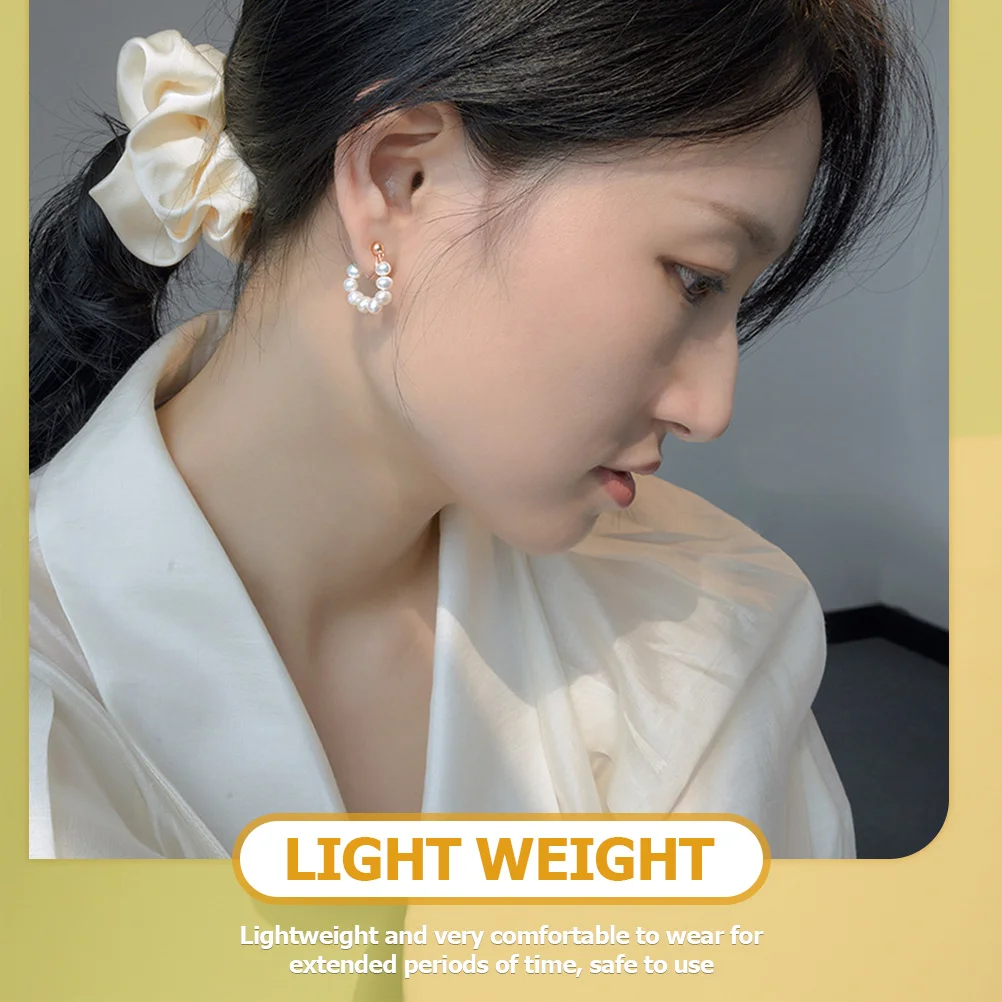 

1Pair Pearl Clip Earrings Ear Cuff Non Pierced Lightweight Elegant Jewelry for Women Fashion Gift for Special Occasion Birthday