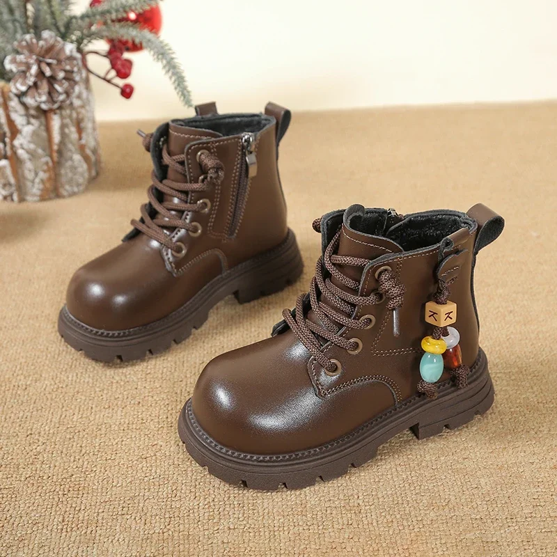 

Сапоги принцессы для девочек, универсальные детские ботильоны с круглым носком, удобные зимние ботинки с мягкой подошвой, новинка 2025, детские кожаные ботинки из замши