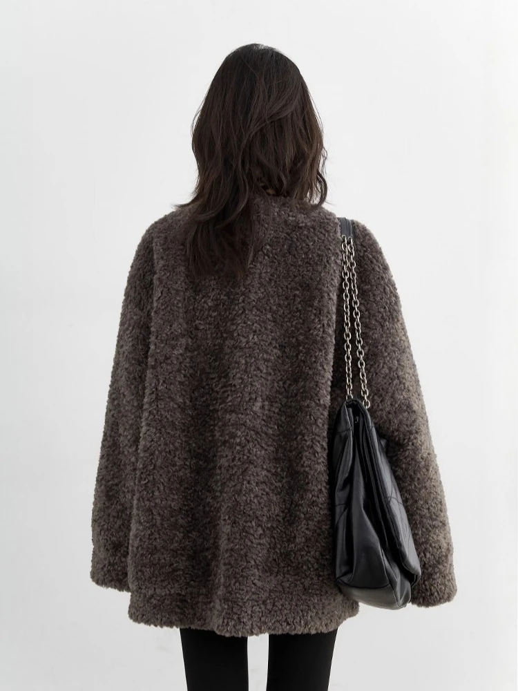CHIC VEN Nuove donne cappotto in ecopelle allentato retrò casual scollo a V caldo giacca femminile di media lunghezza grandi tasche autunno inverno 2025