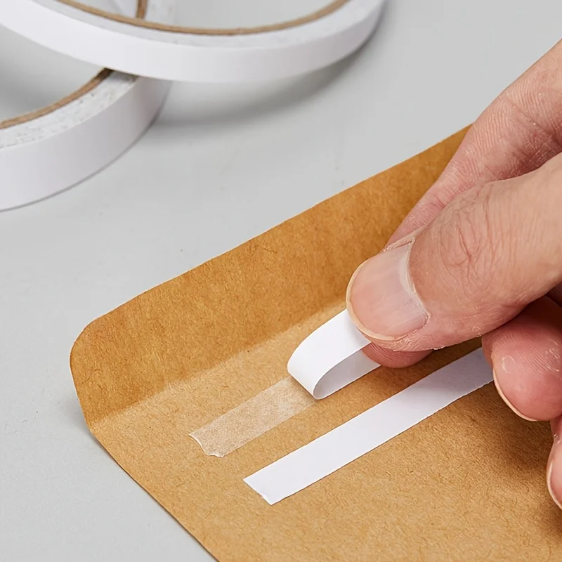 6/12/20 Roll of double-sided adhesive tape, strong adhesive tape, transparent strip, suitable for sticking, handicrafts