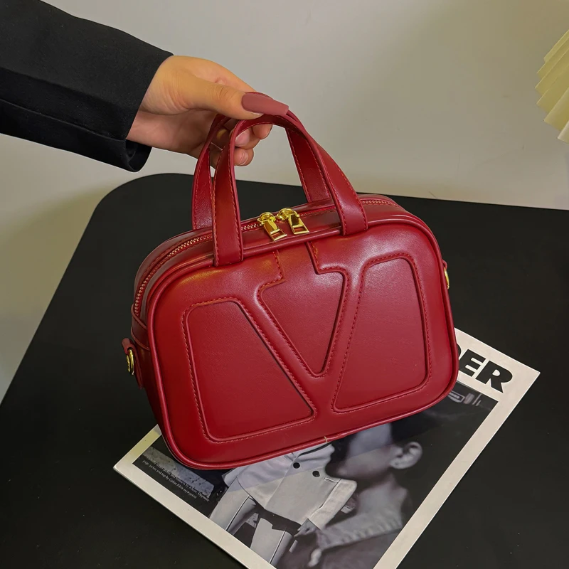 

High-End Unique Leisure Business Shopper Bag Stylish Crossbody Handbag Women Fashionable Letter Logo
