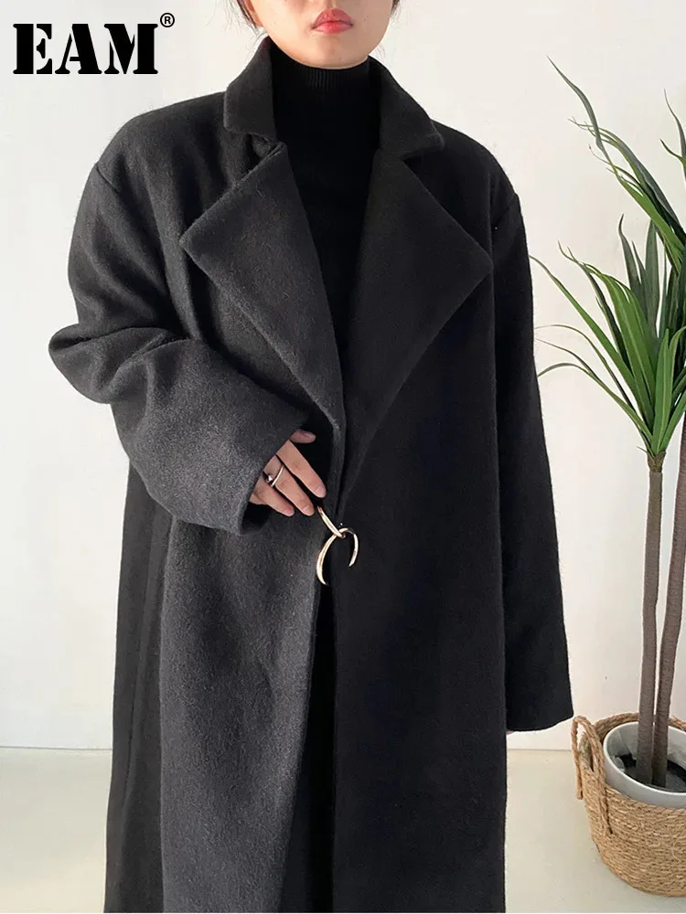 

[EAM] Loose Casual Metal Circle Big Size Warm Woolen Coat Parkas New Lapel Long Sleeve Women Fashion Autumn Winter 2024 1DF4179