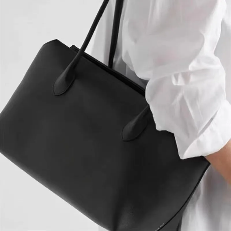 Leather Minimalist Versatile Handheld One Shoulder Tote Bag with Long Handle and Large Capacity Underarm Bag Tote Bag for Women