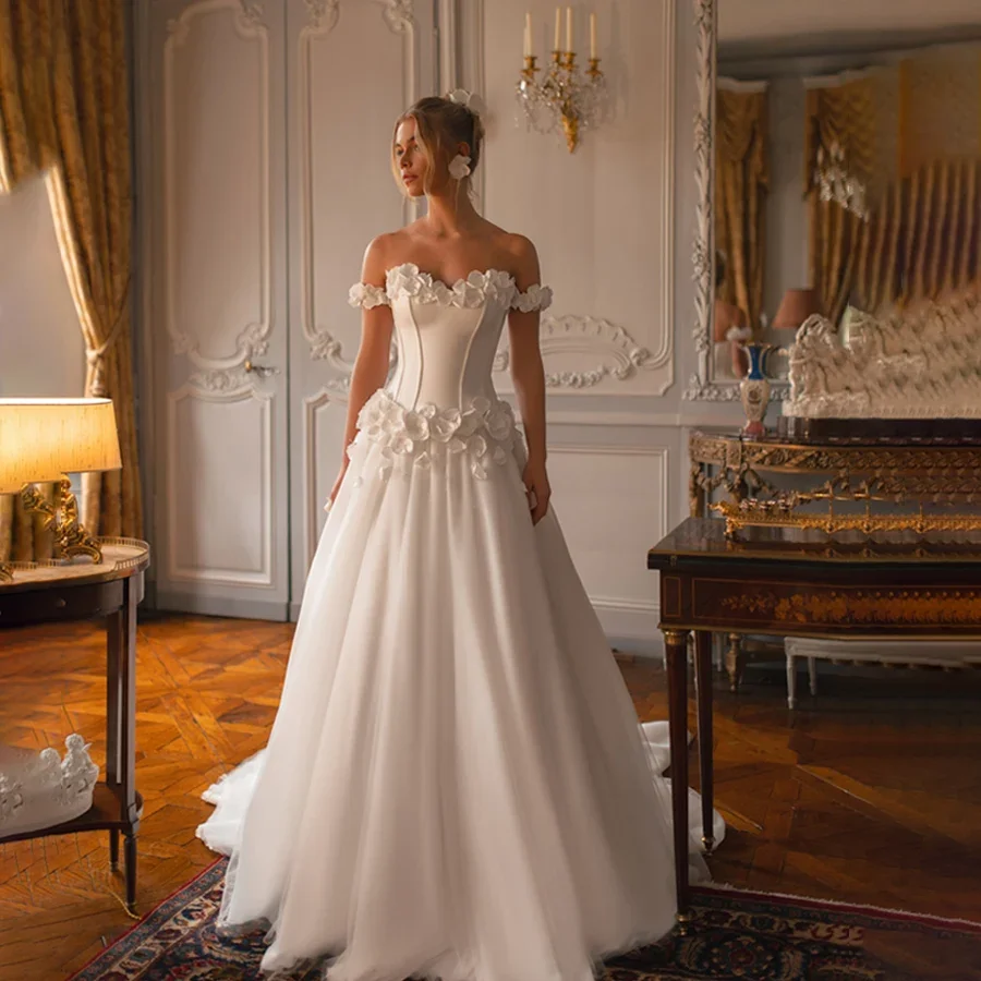 Maßgeschneidertes herzförmiges 3D-Blumen-Hochzeitskleid mit Flügelärmeln, Knöpfen, Farbe, Brautkleid, Robe de Mariée, Hochzeitskleid, Boho