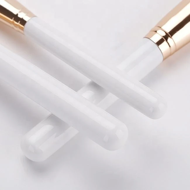 10 Piece Wood Handle Wool Makeup Brush Set Full Face Powder Brushes Beauty Tool Kit For Salon And Personal Use