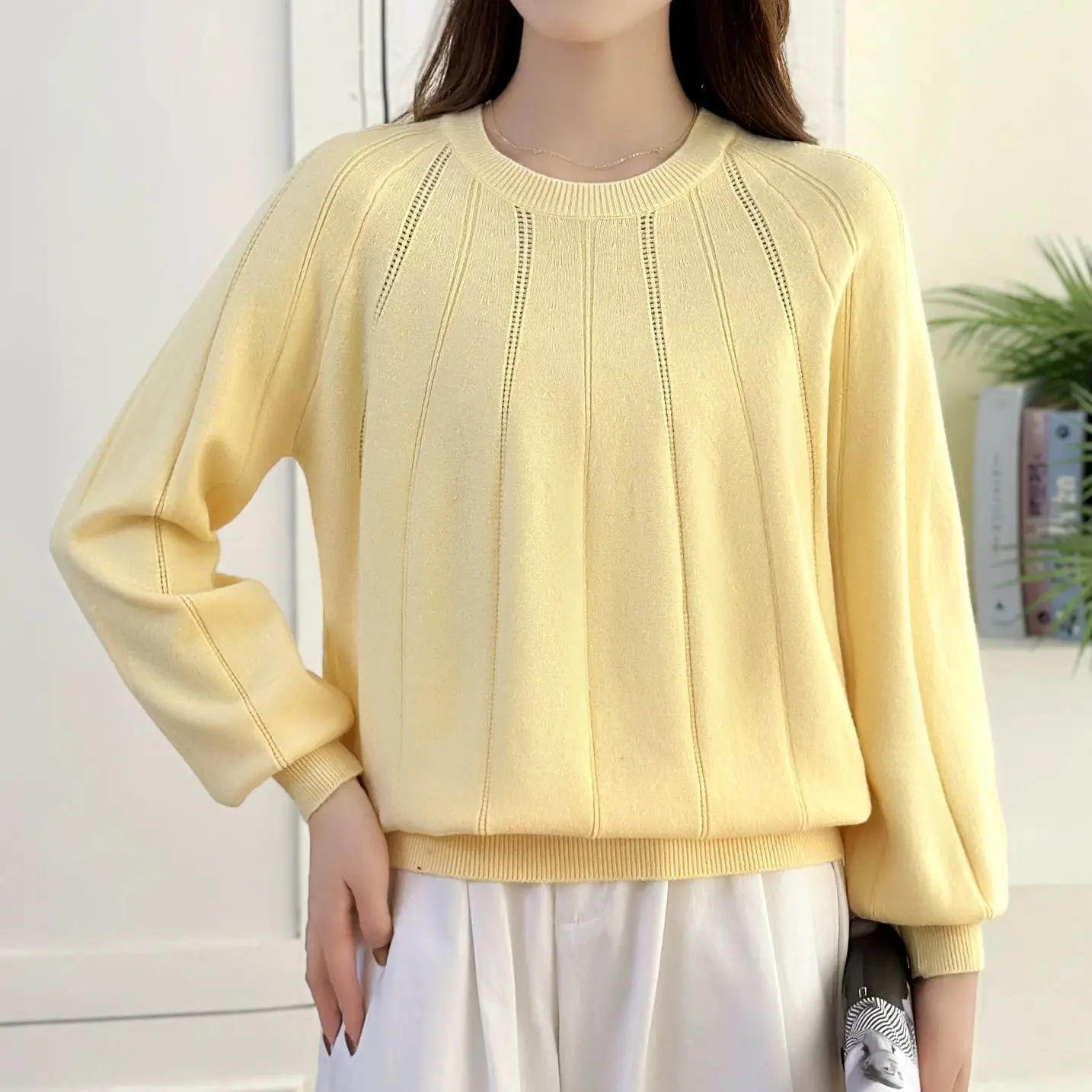 New Coat Female Korean Bottoming Bat Shirt Knitted Top 2026spring Autumn Winter Round Neck High-quality Pullover Sweater Women's