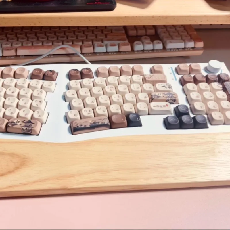 

Devil Geek Black Walnut Tuotuo The Third Mock Examination Mechanical Keyboard Wireless Bluetooth Customized Game Keyboard