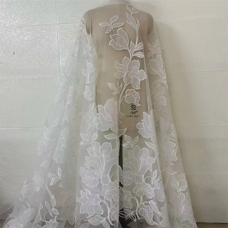 Super Hot Special Big Flower 3d Laser Embroidery White Good Quality Wedding Dress Tulle Mesh Chantilly Embroidery Lace Fabric