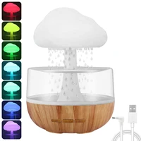 Humidificador nube de lluvia con diseño de setas y luz