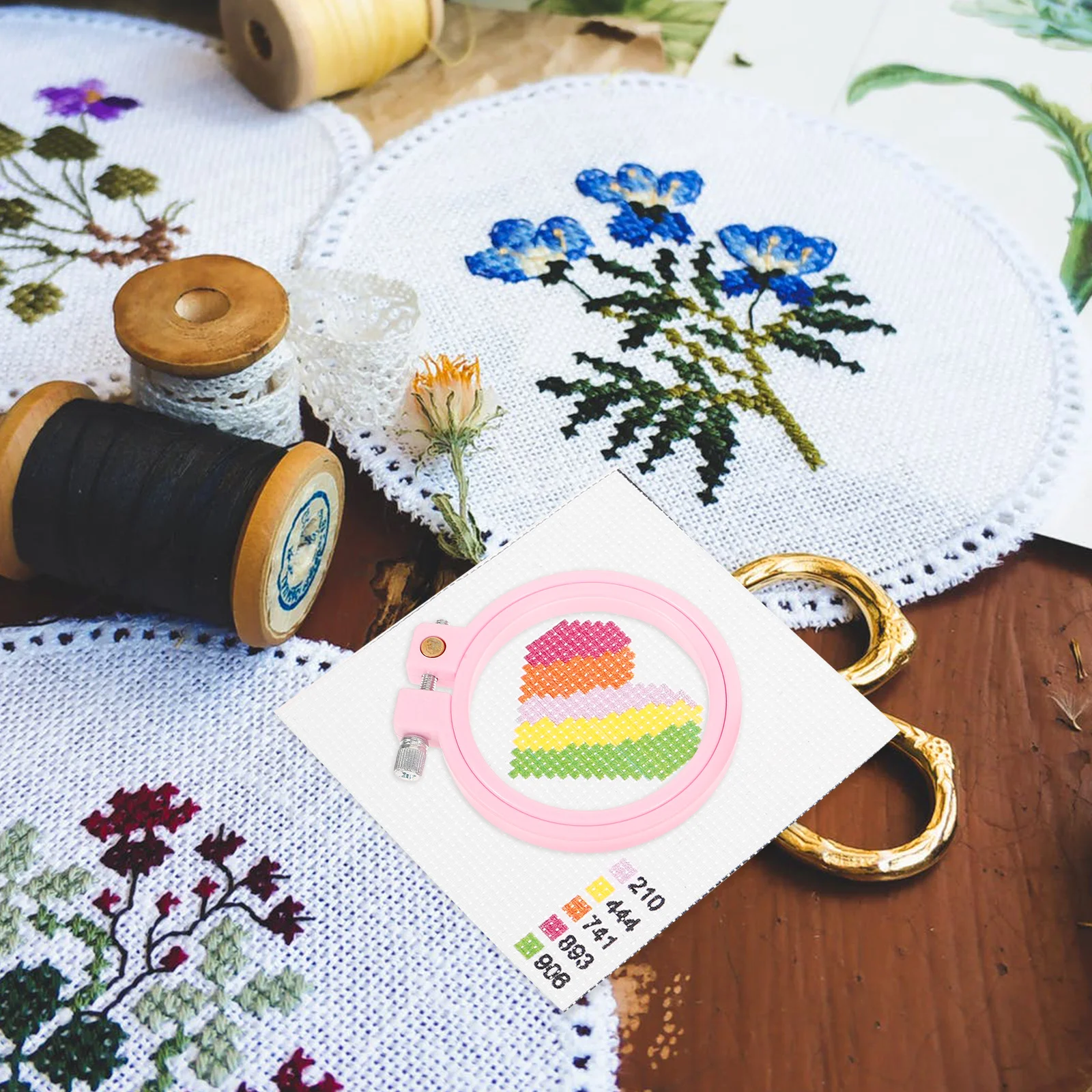 

2 Sets Embroidery Kit Cross Stitch Kits Love Cat Beginner Cloth DIY Accessory Lightweight Portable Cultivate Patience