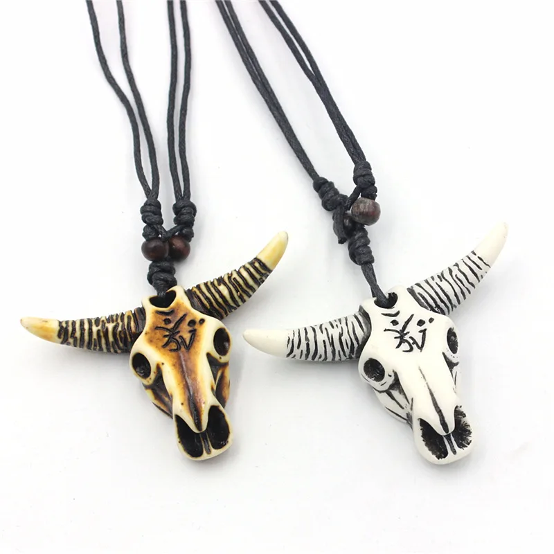 1 Piece Women and Men Resin Animal Ox Head Pendant Necklace Personality Wooden Bead Wax Thread Jewelry Necklace For Men