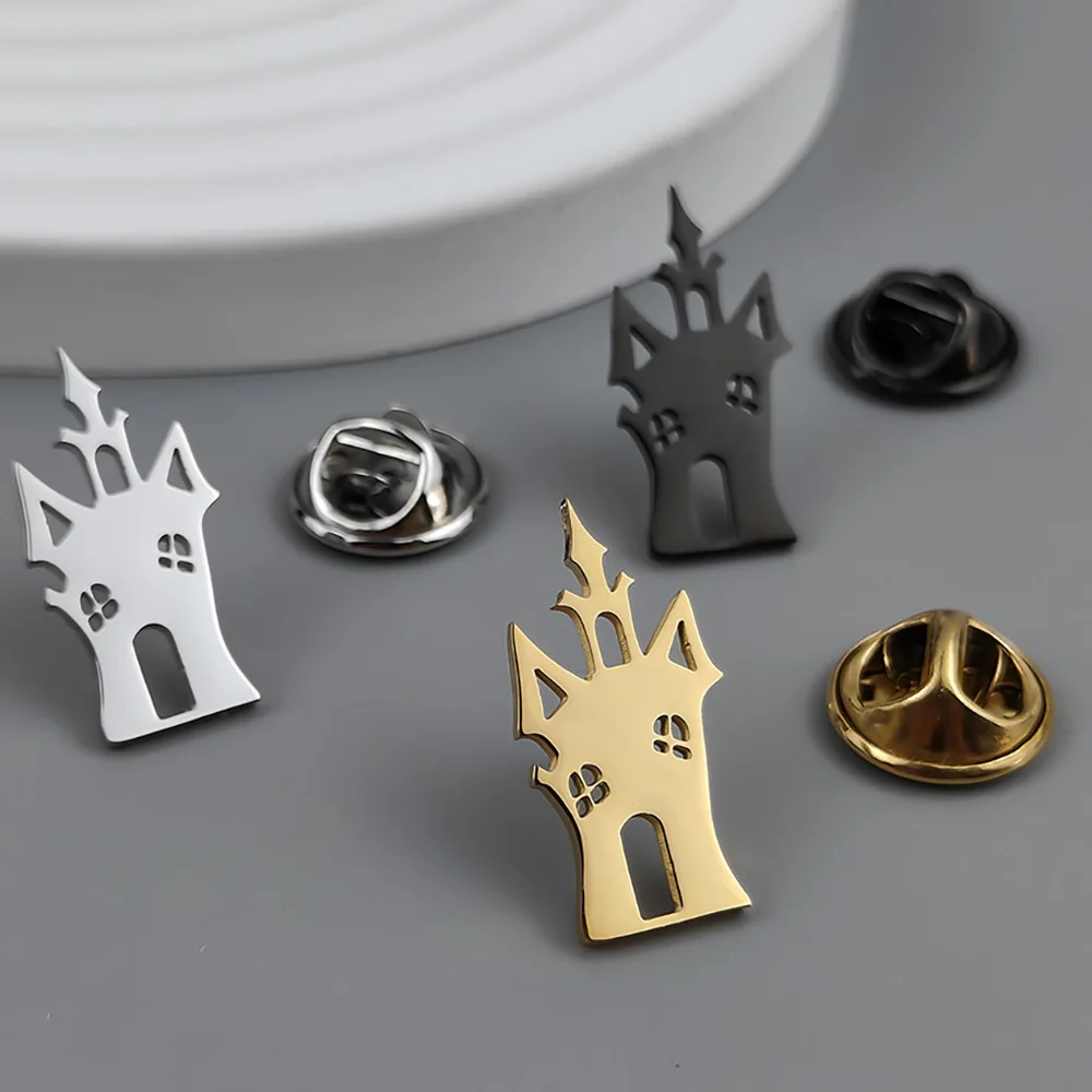 

Vintage Castle Stainless Steel Brooches Lapel Badges Punk Gothic Building Jewelry Personality Party Gift for Best Friend