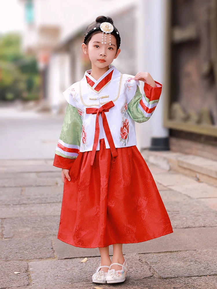 

Princess Style Children's Korean Traditional Costume Female Performance Suit Ethnic Dancewear Polyester Material Online Exclu...