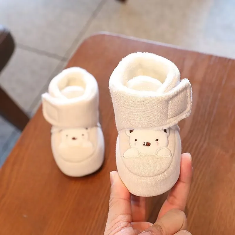 New Boys' and Girls' Baby Shoes Baby Boots Winter Warm Boots Bear Embroidered Soft Fabric Sole Anti slip Baby