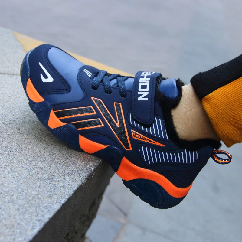 

Зимние спортивные кроссовки для мальчиков 2025 года, теплая детская обувь на мягкой подошве с флисовой подкладкой, новая удобная детская повседневная обувь для бега