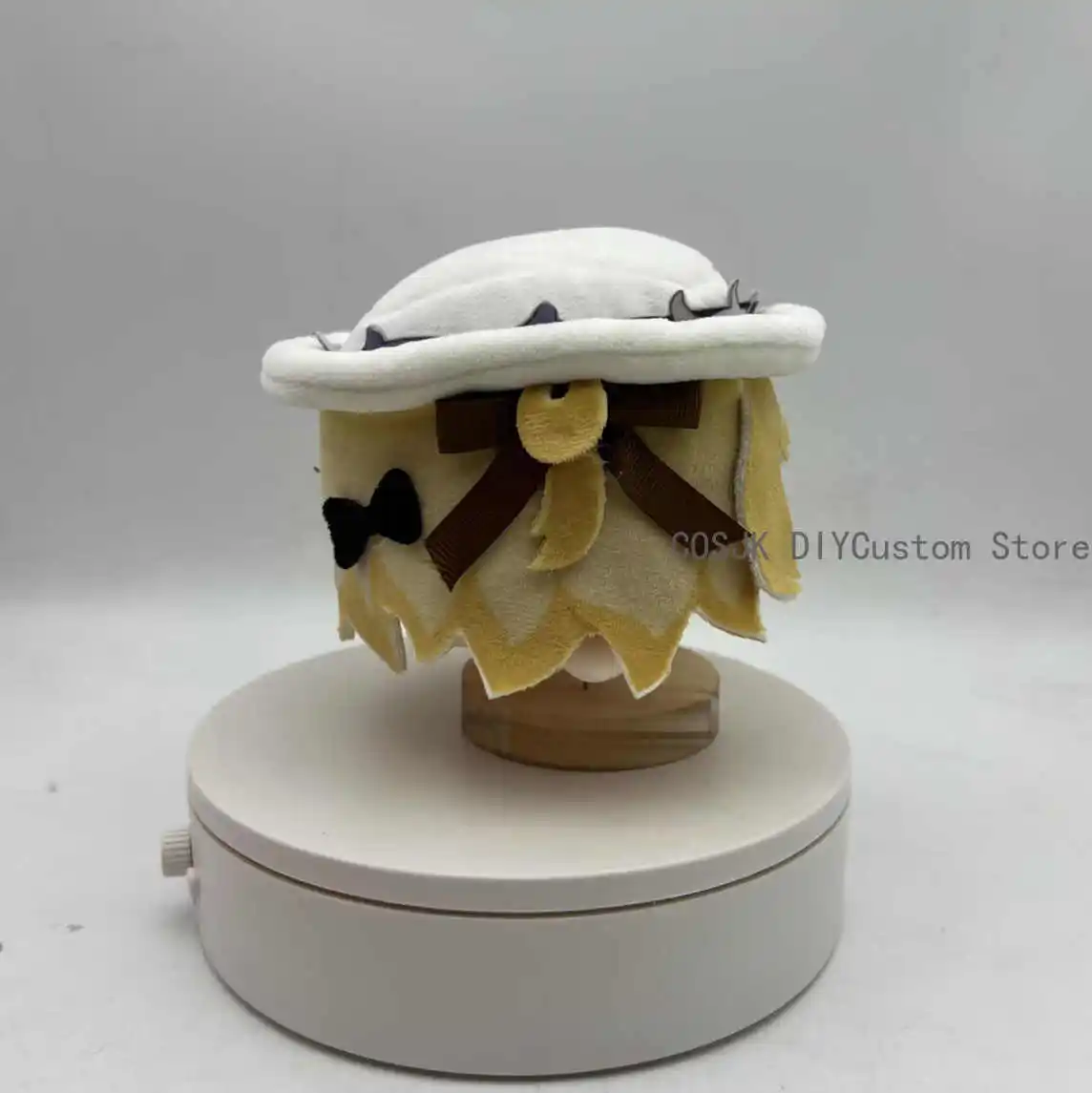 فيبي أنيمي Wuthering موجات الشكل رئيس دانغو لطيف البسيطة الديكور الكرتون أفخم قلادة الدعائم تأثيري التميمة هدايا عيد الميلاد