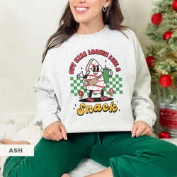 Lustiges Weihnachts-Sweatshirt hier draußen, das wie ein Snack-Kuchen-Pullover-Shirt aussieht