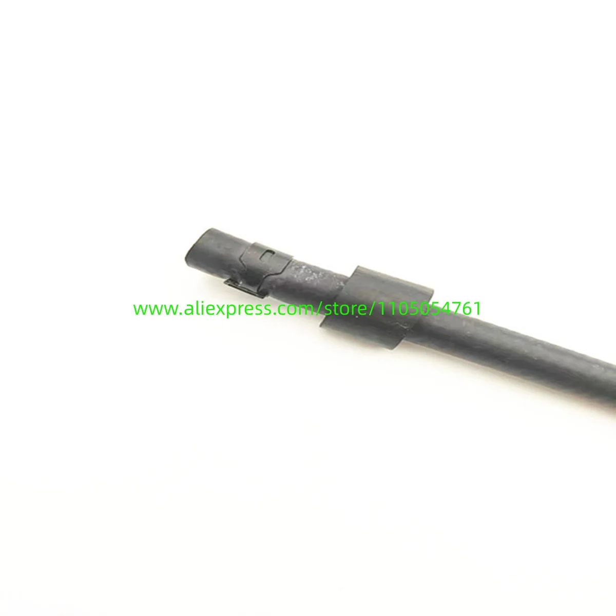 A1645000075 is applicable to the M-erce-de-s-Be-nz antifreeze line pipe for models W164, ML350, ML320 and ML500.