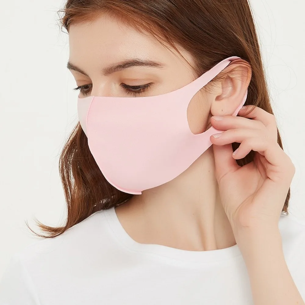 Nuova maschera traspirante in seta di ghiaccio Maschera da equitazione lavabile anti-UV Maschera antipolvere anti-sole unisex