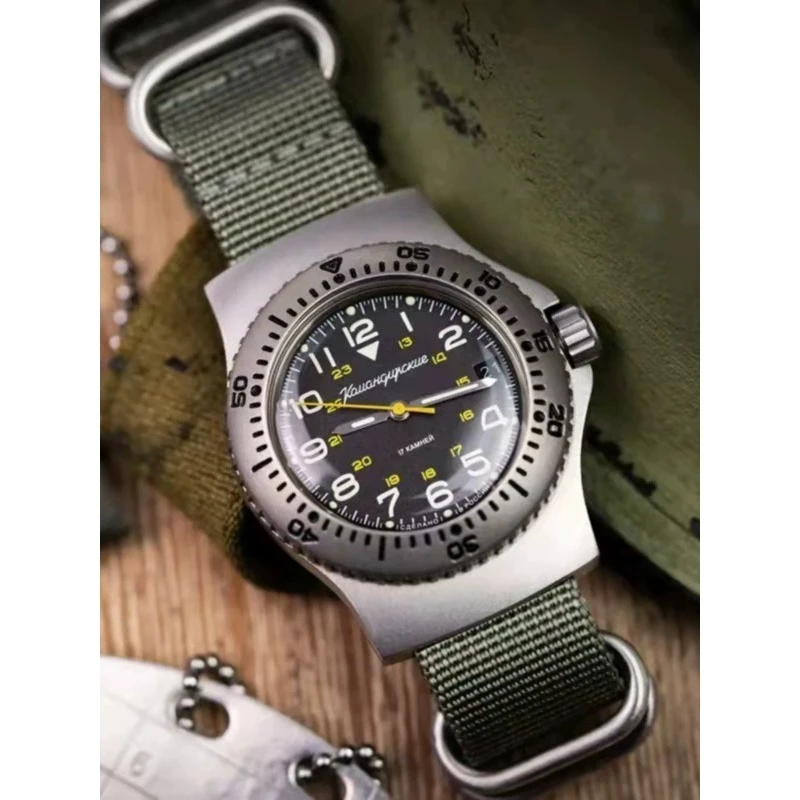 

Military watch Special forces combat automatic mechanical watch men's watch 200 meters waterproof luminous