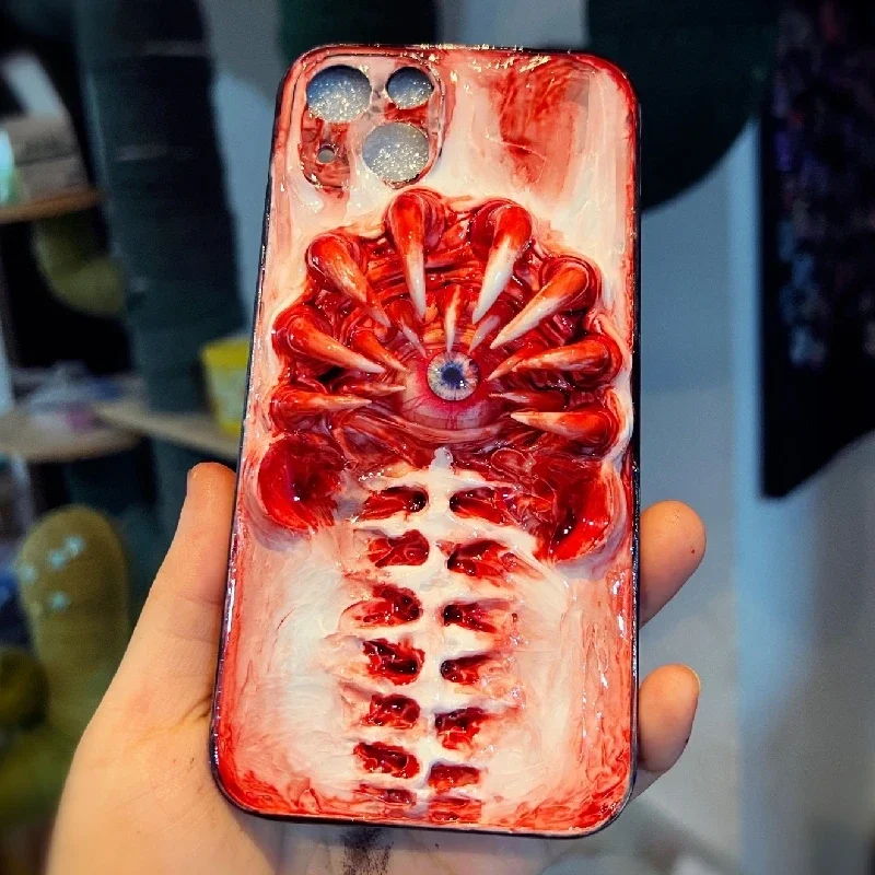 

4120 Original 3D Handmade Mobile Phone Case Holding Face Worm Cthulhu Style Horror Gothic Mobile Phone Case Christmas Gift