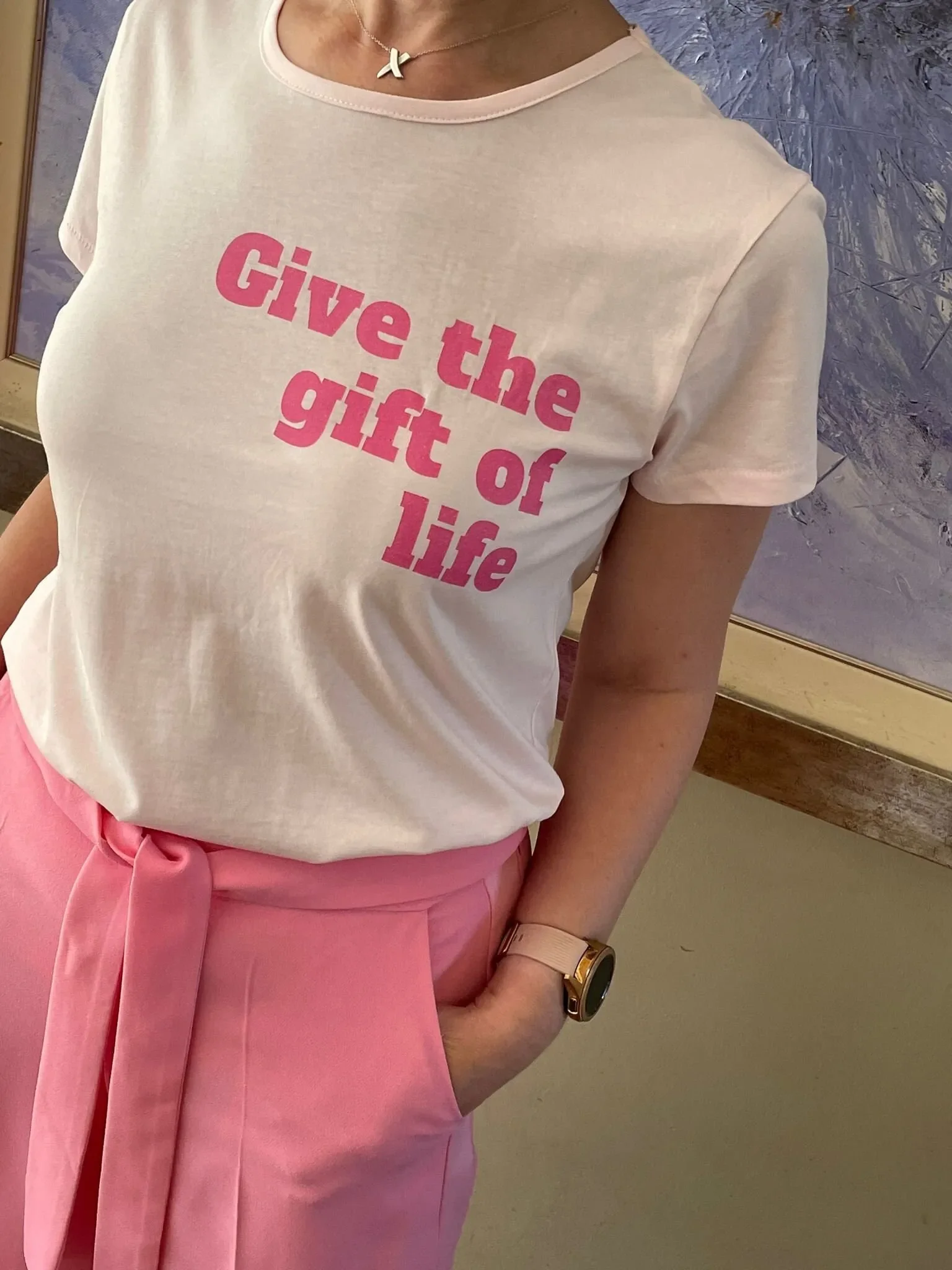 T-shirt rose Charity Life