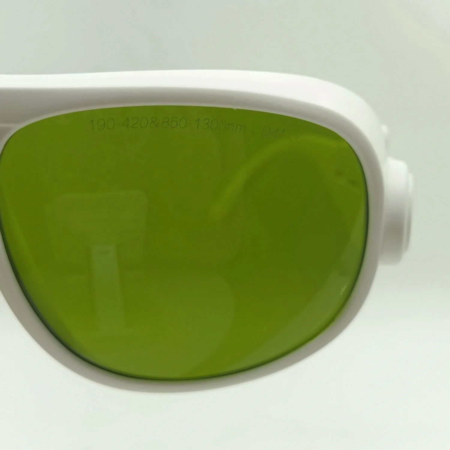 جودة عالية 1064nm الليزر الزجاج حماية السلامة العين لنظارات الليزر سلامة المريض