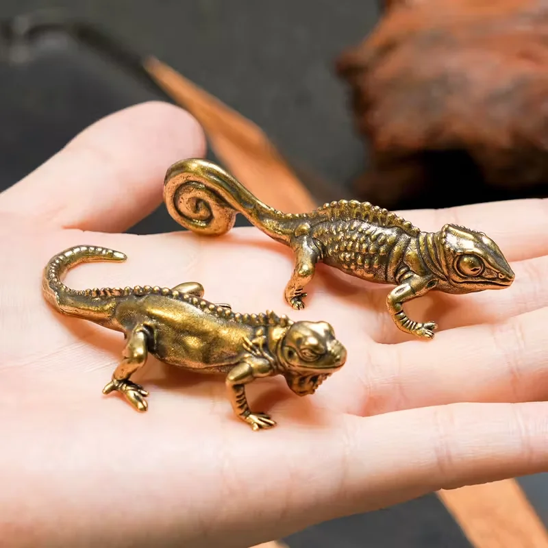 

Antique Brass lizard Statues Elegant Standing Positions for Home/Office/Outdoor Decor Perfect Gift for Housewarming Christmas