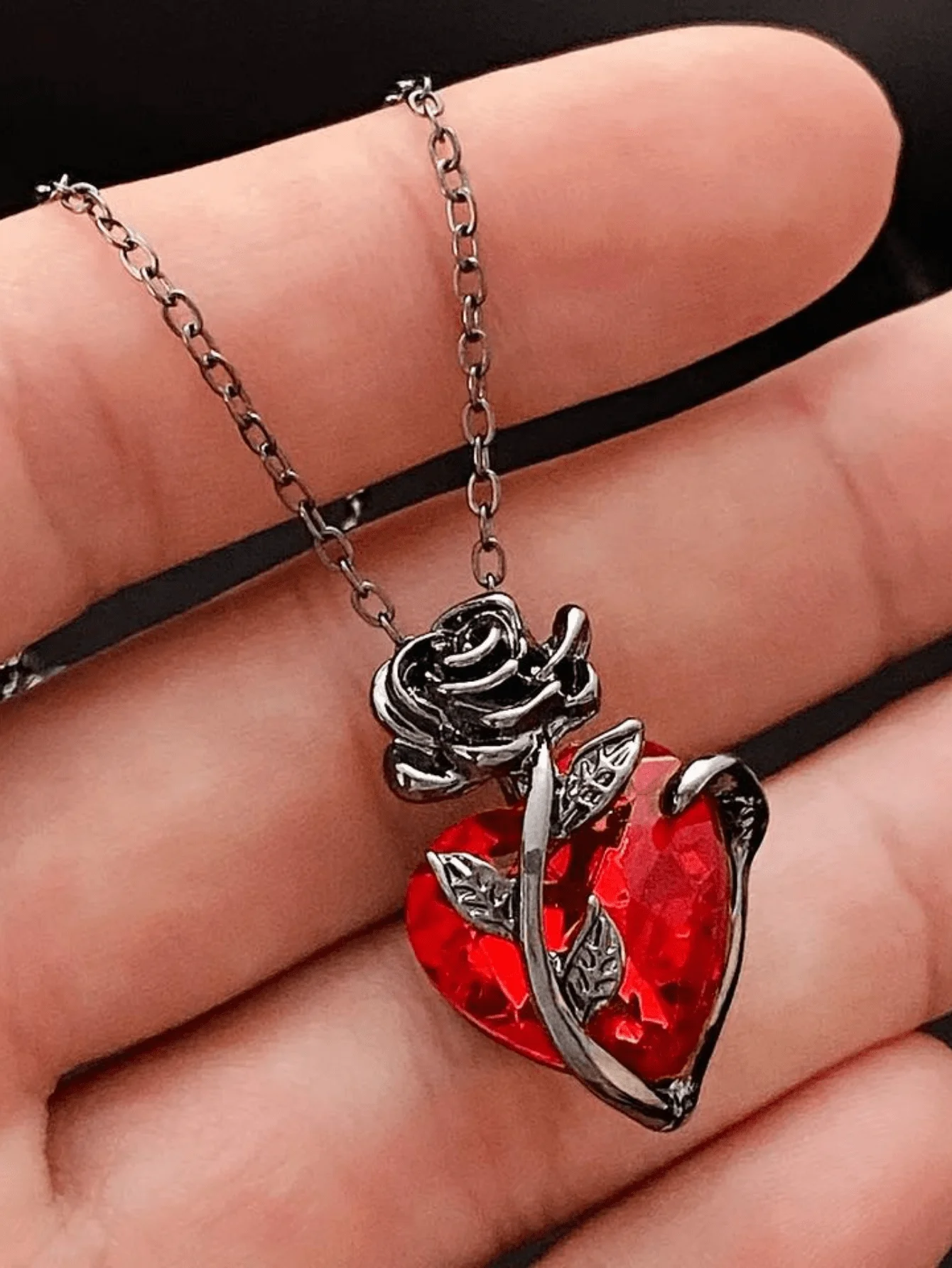 1pc Gothic Heart-Shaped Rose Flower Glass Crystal Necklace For Women, Valentine's Day Jewelry,Mom,Mother,Mother's Day,Gift