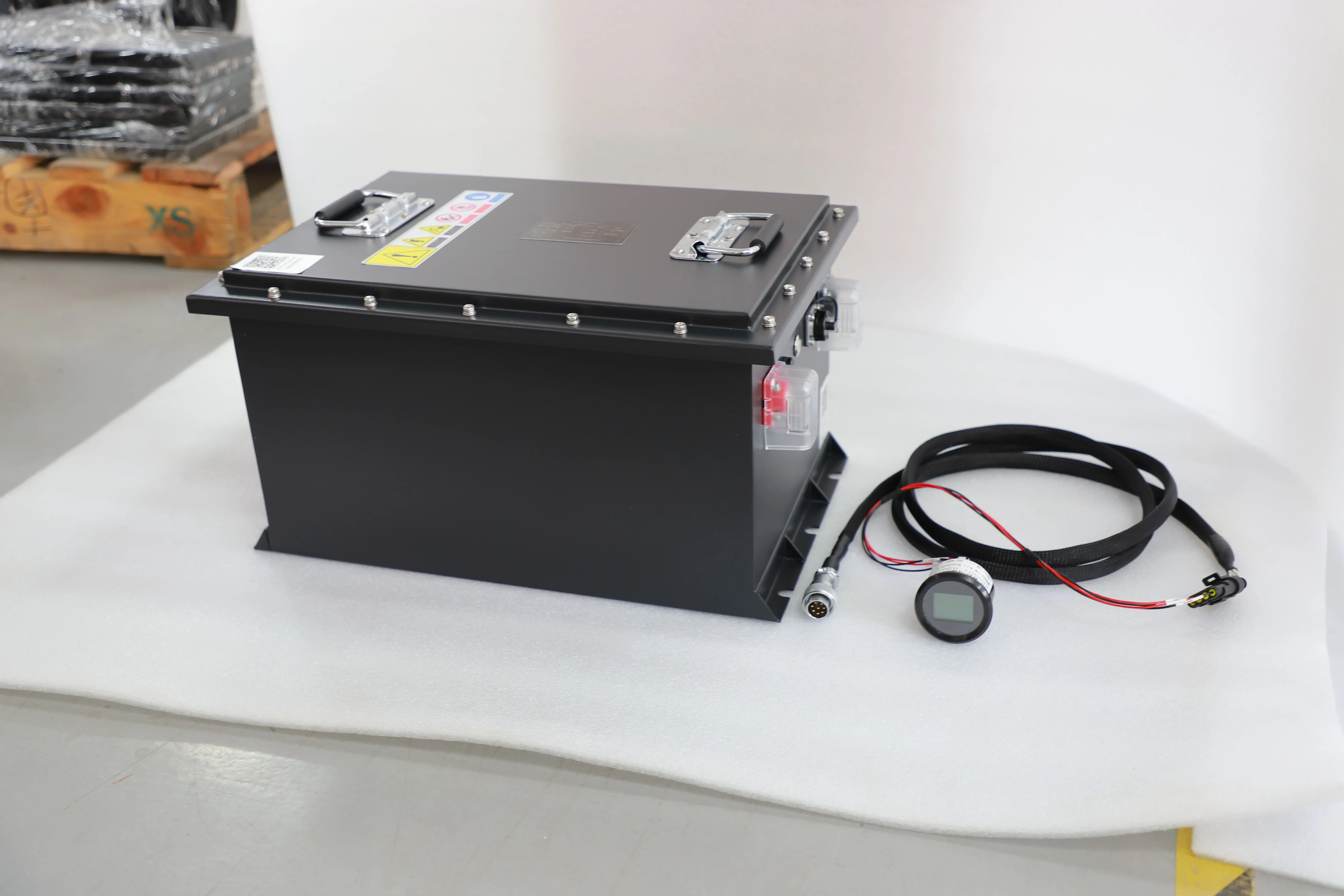 

Клубный автомобиль 48 В 105 Ач литиевый аккумулятор LiFePO4 с зарядным устройством ЖК-экран 6000 + цикл 12,8 кВт мощность для тележки для гольфа Precedent 2004-2008